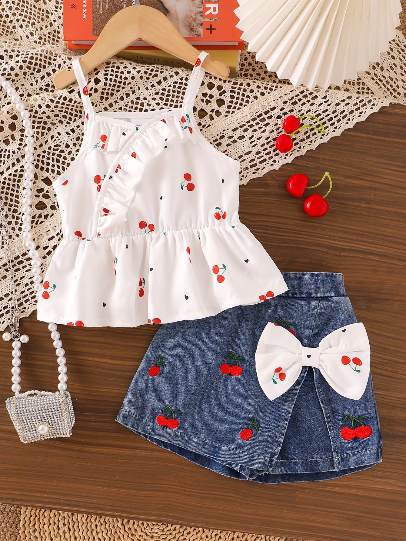 2pcs European and American Summer New Style Girl Cute Sweet 2-7 Years Old Cherry White Suspender Top + Blue Shorts