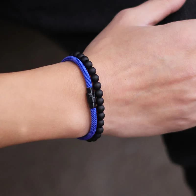 2 pezzi/set fantastici accessori moto braccialetto per uomo sport all'aria aperta campeggio ciclismo Braslet bracciale in pietra nera opaca
