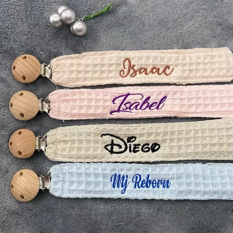 Portaciuccio Personalizzato con Nome, Clip in Tessuto Personalizzata con Clip in Legno per Regalo Baby Shower
