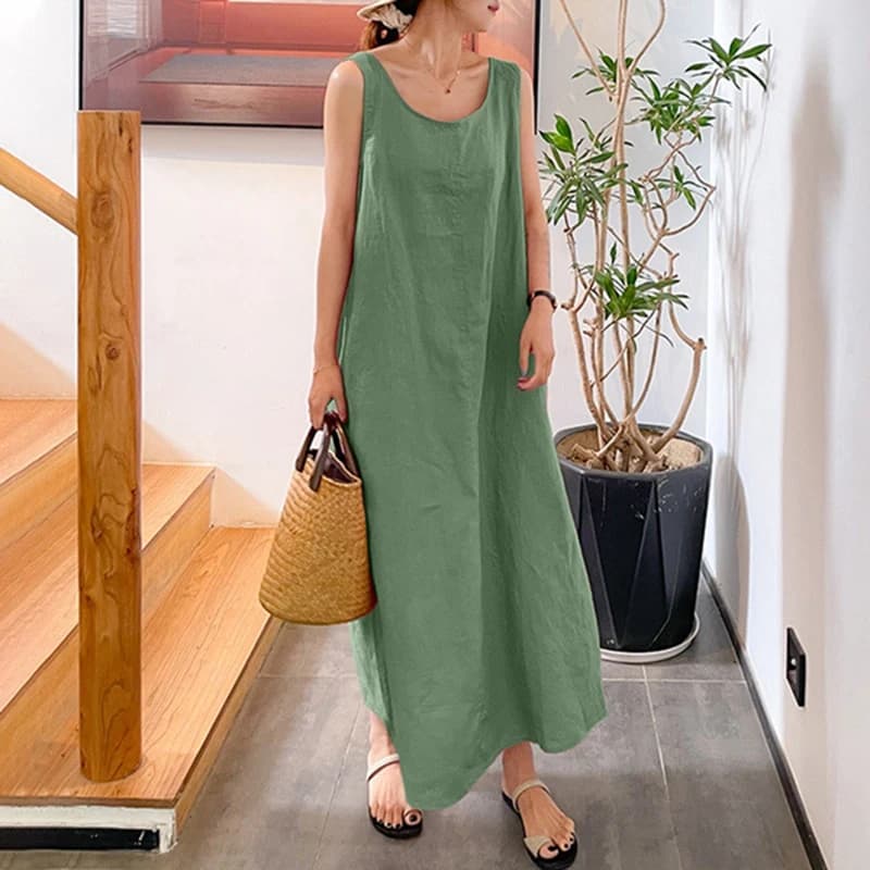 Summer fashion women's sleeveless dress, casual and elegant round neck solid color long vest skirt, retro pocket beach skirt