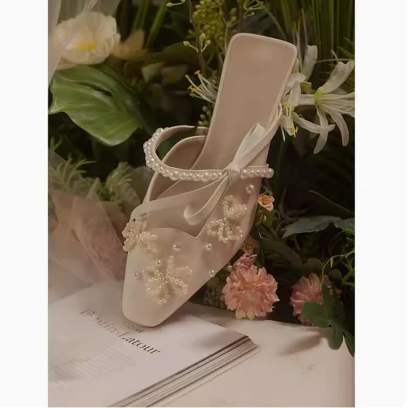 Perline di perle fiocco cinturino laterale sandali pantofola punta chiusa slingback passerella gattino tacchi scarpe da festa