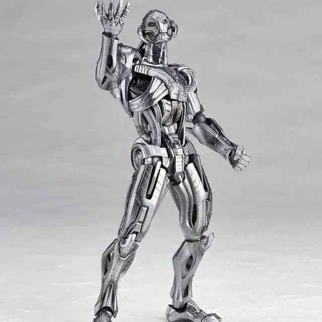 17 centimetri Ultron Action Figure Avengers Kaiyodo Incredibile Anime Figurine Pvc Ko Modelli Personalizzato Soilder Statua Da Collezione Giocattolo Regalo