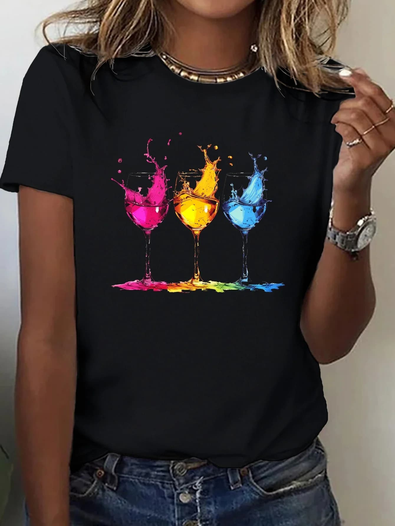 T-shirt girocollo con stampa di bicchieri da vino Top casual a maniche corte per abbigliamento estetico da donna primaverile ed estivo