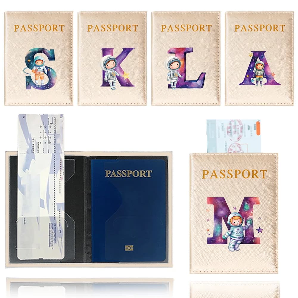 Porta Passaporto da Viaggio in Pelle PU, Portafoglio Multifunzionale per Carte di Credito, Custodia Protettiva con Stampa Astronauta Serie Lettere