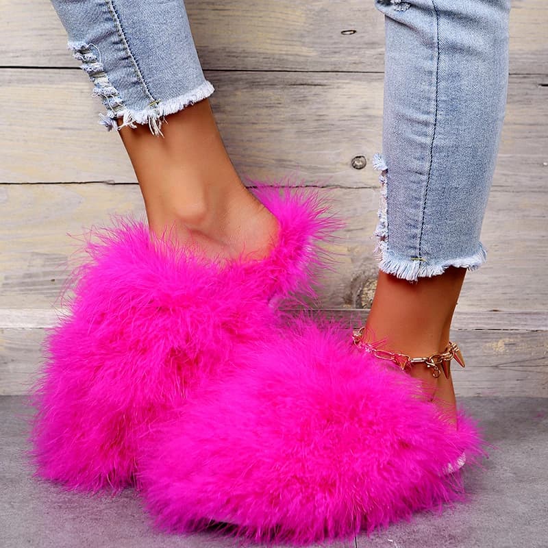 Pantofole di pelliccia di lusso da donna 2025 Nuove mezze pantofole piatte leggere Scarpe Baotou da esterno Moda donna Punta tonda Scivoli di pelliccia Donna