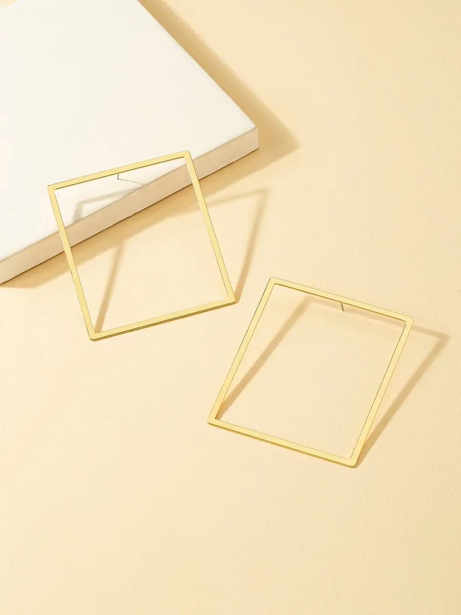 Orecchini a perno di forma quadrata per l'uso quotidiano — design geometrico minimalista in metallo leggero