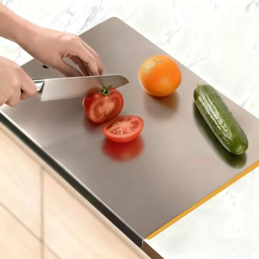 Grandi Taglieri in Acciaio Inossidabile per Cucina con Tappetino Antiscivolo e Bordo per il Piano di Lavoro, Ideali per Carne e Frutta