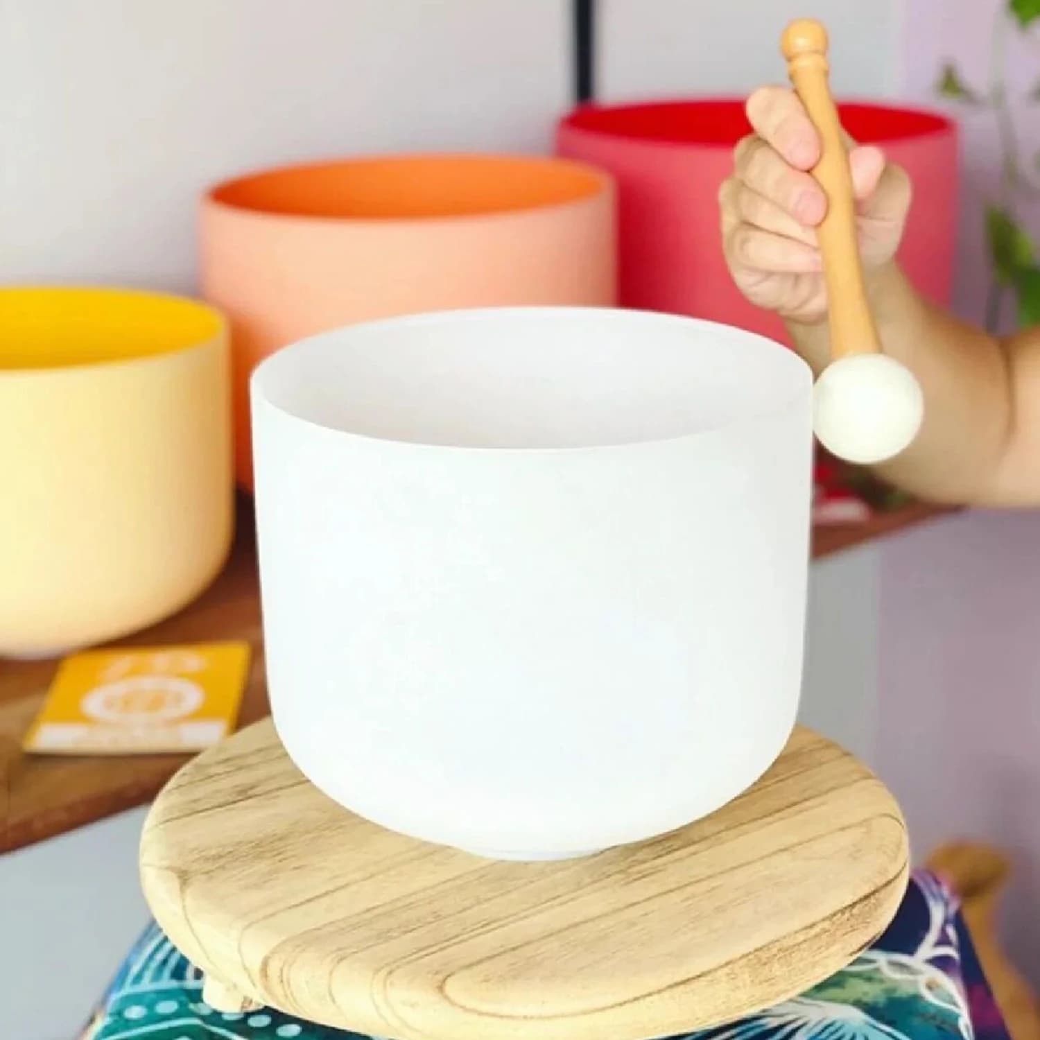 Hye-eun 9 Inch 43HZ/440H Frosted Quartz Chakra Crystal Singing Bowl C/D/E/F/G/A/B Any One Note for Sound Healing
