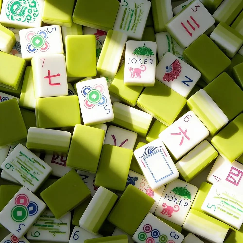 Set Mahjong in Acrilico Verde Mela a 4 Livelli, 160 Tessere Lucidate a Mano, Gioco Mahjong Portatile da Viaggio per Riunioni Familiari e Feste