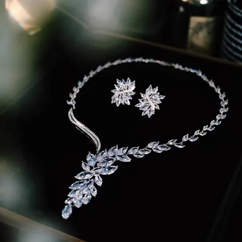 CC Brillante Collana Orecchini con perno Set Accessori da sposa Donna Bijoux Abito da sposa Fidanzamento Set di gioielli pregiati 2 pezzi Regalo S040