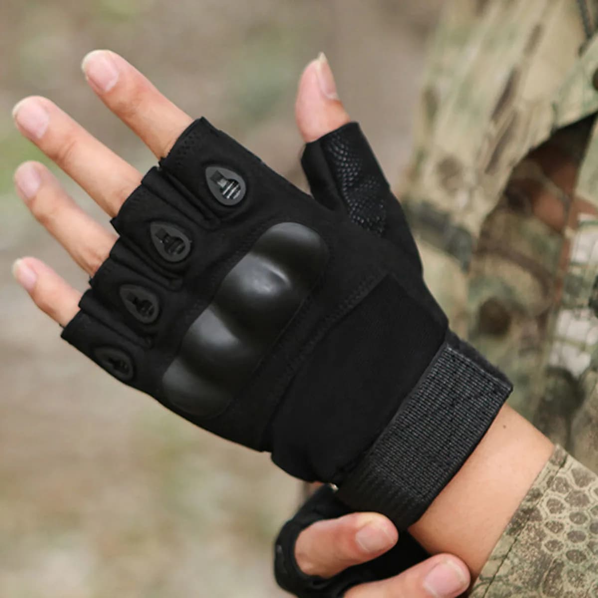 Guanti da uomo a mezze dita Guanti militari da esterno Guanti sportivi per tiro a segno Caccia con pistola ad aria compressa Guanti da moto e bicicletta