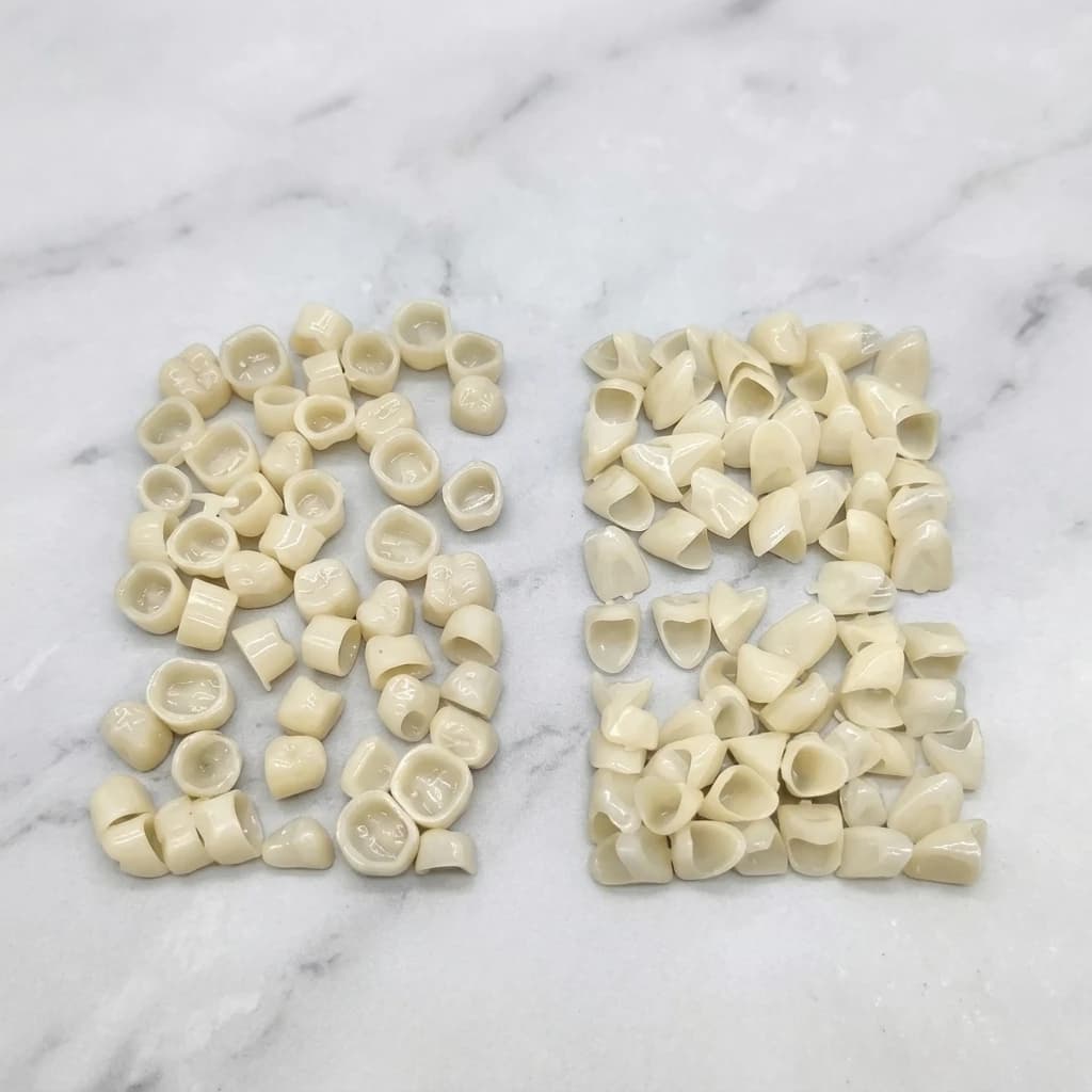 Teeth Restorative Resin Crown Material Stable Whitening Oral Protection for Anterior Molar Tooth C854