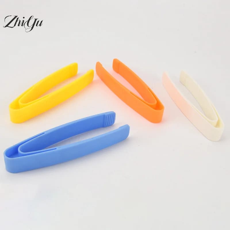 Straight-Head Plastic Tweezers Cosmetic Tweezers First-Aid Kit Tweezers Medical Tools Tweezers Wholesale Large White Clip