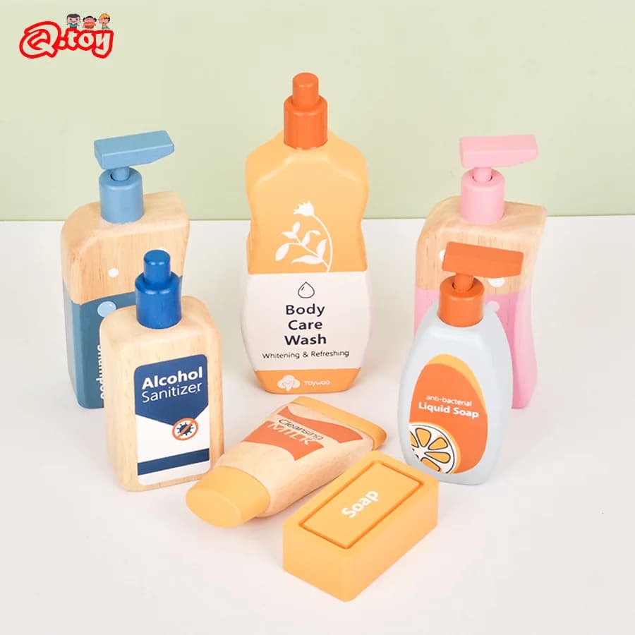 I bambini fingono di giocare con il giocattolo Set di lavaggio per la cura del bambino in legno Gioco d'imitazione per bambini per ragazze Giocattolo educativo per l'apprendimento Montessori