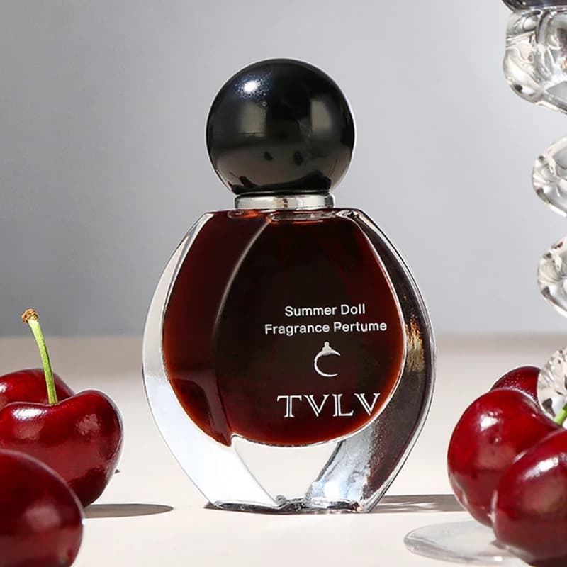 Profumo Estivo per Donna, Fragranza Floreale e Fruttata, Eau de Toilette Fresca e Naturale, Elegante e Duraturo, Spray per il Corpo