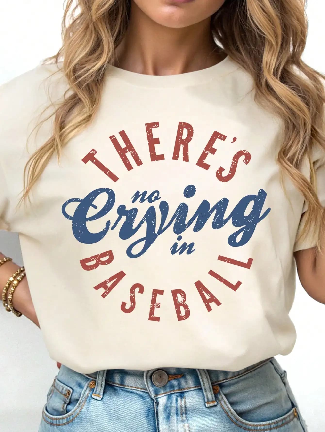 T-shirt casual oversize da donna con stampa di lettere effetto distressed