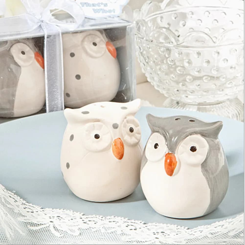 4Pcs Owl Themed Ceramic Seasoning Pots Set Sleek Animal Design Salt Pepper Shakers Spice Storage Jars for Kitchen Coffee Shelf