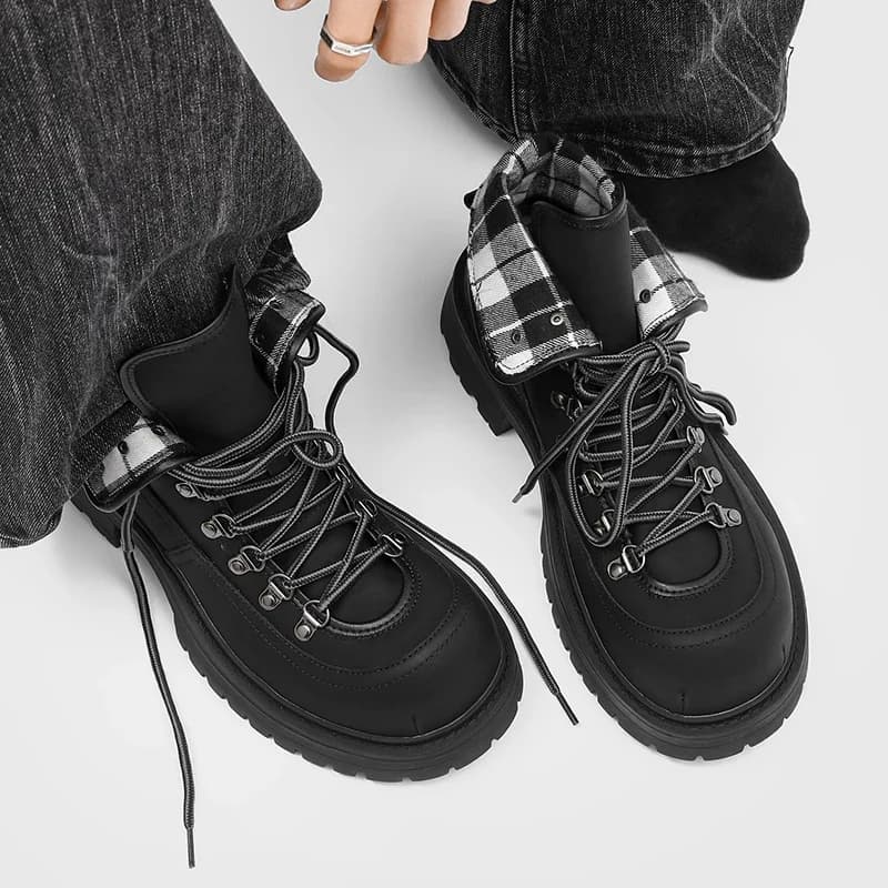 Men Tan Hiking Platform Ankle Boots Round Toe Lace Up Fleece Collar Chunky Lug Sole Winter Warm Outdoor Boots