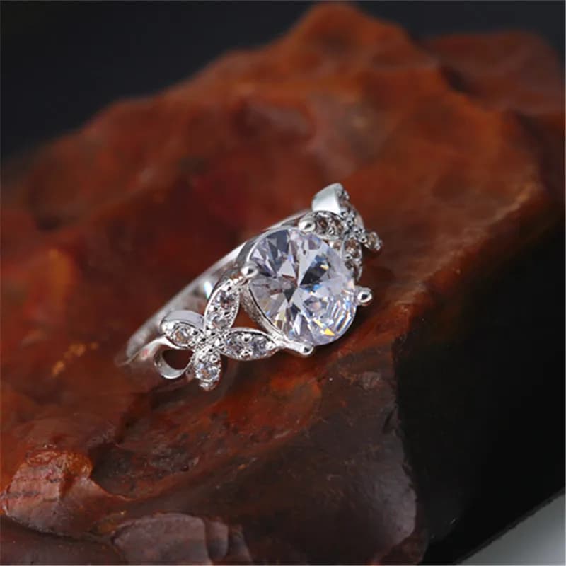 Creative butterfly zircon ring rings for women