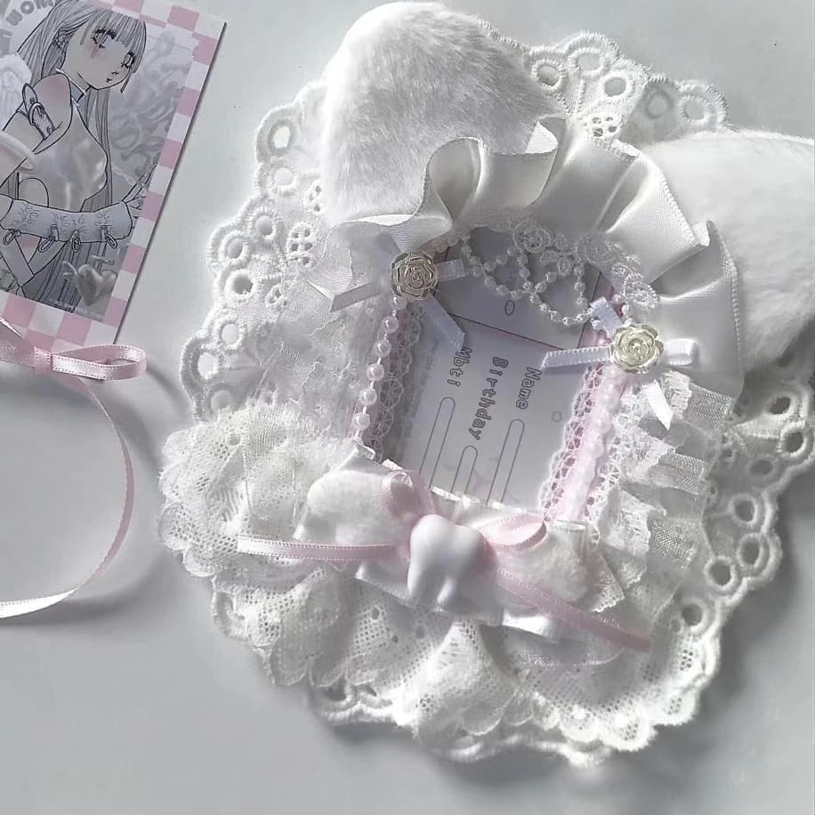White Kpop Photocard Sleeve Lace Craft Anime piccolo porta carte eleganti carte carine caricatore superiore custodia protettiva per credito ID dolce