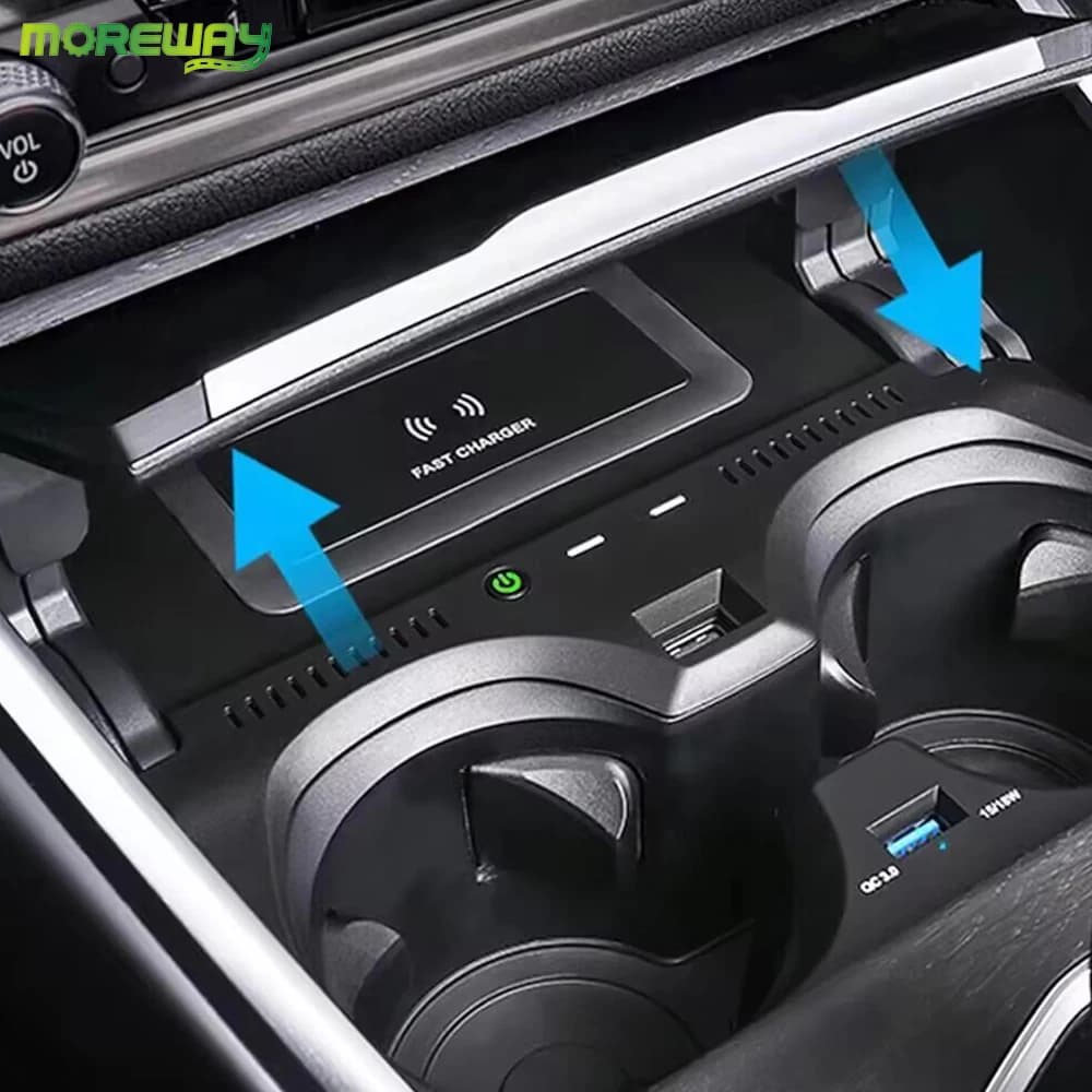Fast charging pad mobile phone holder usb Car Wireless Charger for BMW 3 Series G20 G21 G28 2020 2022 G26 Accessories Interior