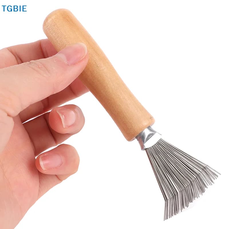 [TL] 1 Pezzo Pulitore per Pettini in Legno, Strumento per la Pulizia di Spazzole e Pettini con Manico Integrato