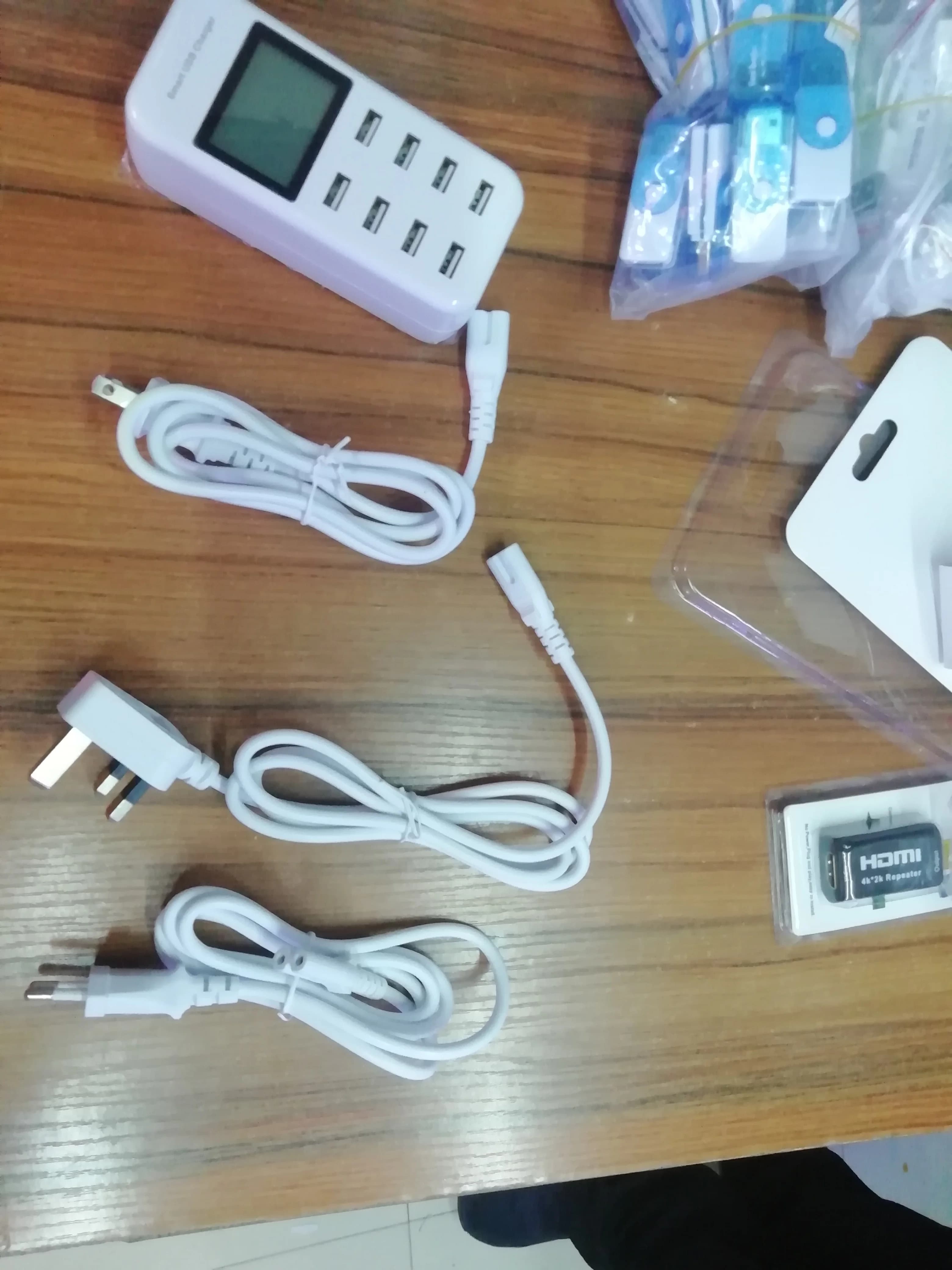 8 port USB charger for smartphones and tablets Quick charger with EU/US/UK socket