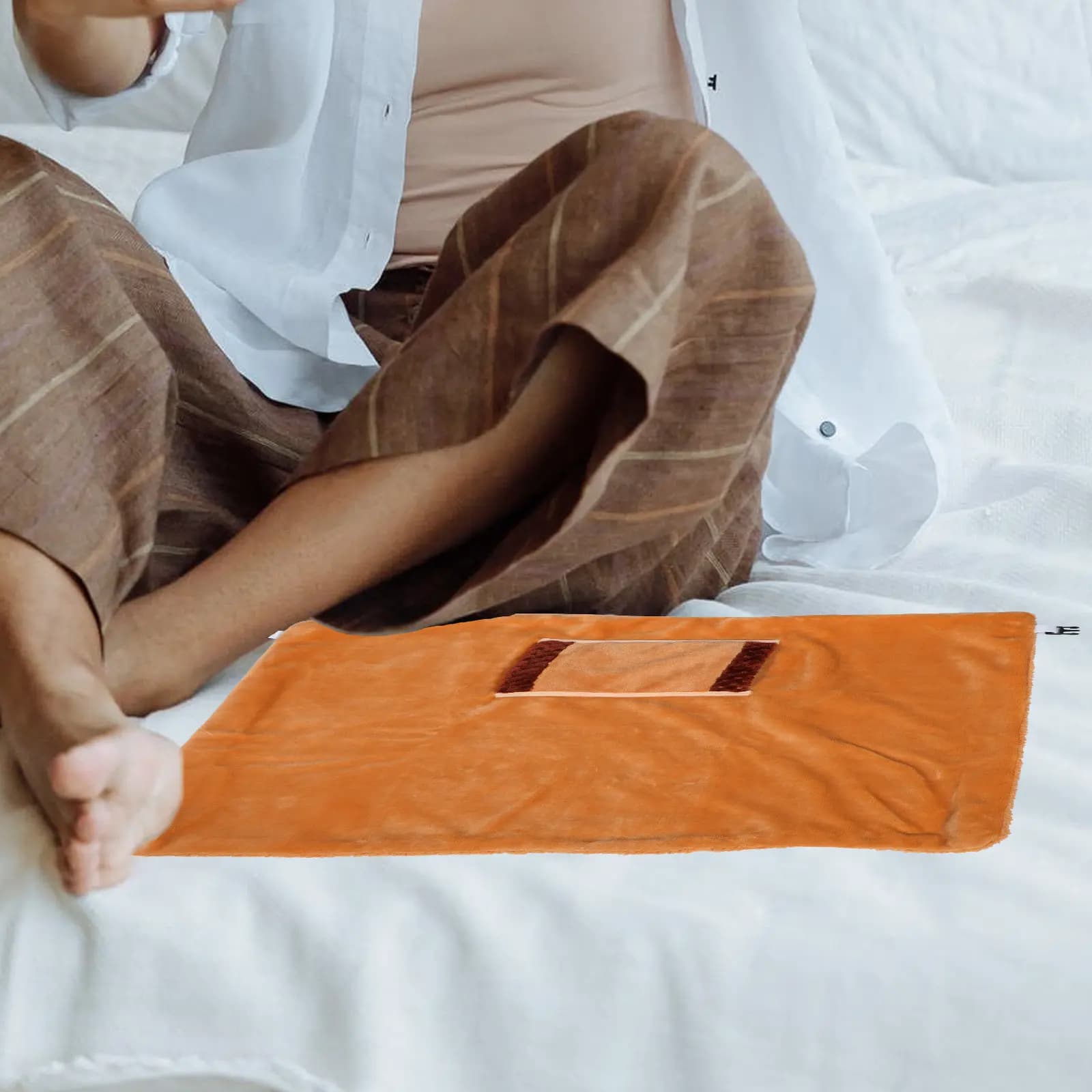 Tappetino Riscaldante USB in Flanella per Casa, Coperta Termica a Riscaldamento Rapido per Soggiorno e Camera da Letto, Tappetino Caldo per Alleviare il Dolore