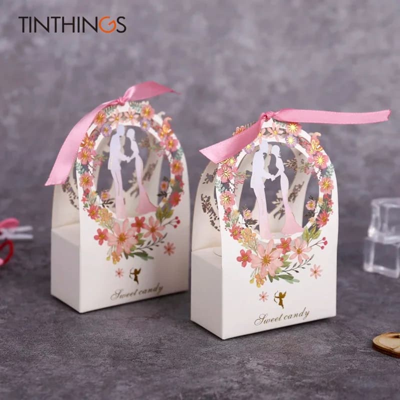 50/100 pezzi piccola confezione regalo per matrimonio dolce caramella sposa e sposo scatola regalo di ringraziamento per ospite nastro fiore bomboniere forniture