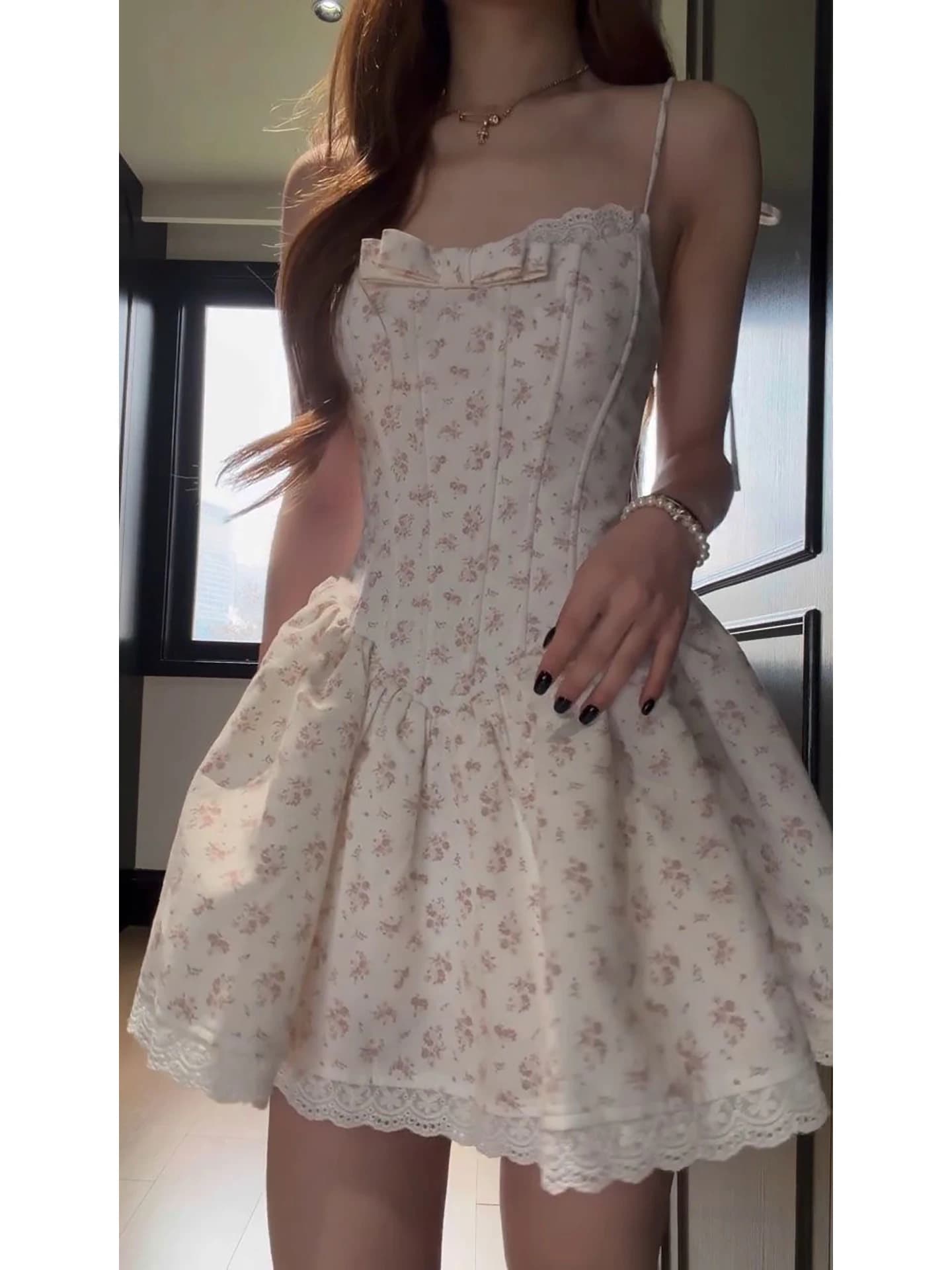 Abito in pizzo floreale stile Sweet Pure Desire con vita cinata, gonna corta a sbuffo, linea ad A, estivo, a maniche lunghe, vita alta, stile scolastico