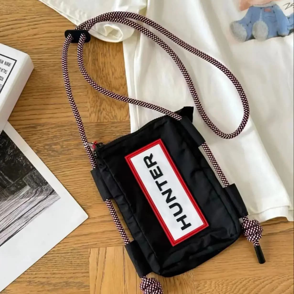 Solid Color Nylon Shoulder Bag Simple Fabric Bag Fashionable Shoulder Bag