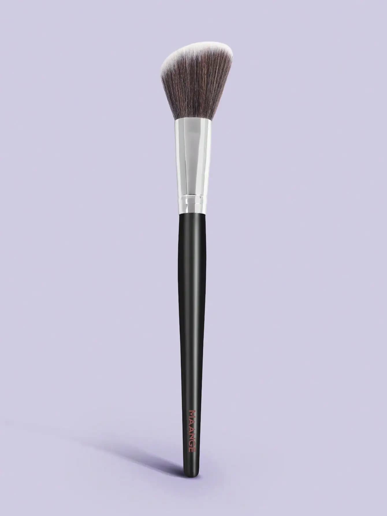 MAANGE Angle Brush for Soft Fiber Makeup, Blush Brush, Fondotinta e Contouring, Essential for Travel
