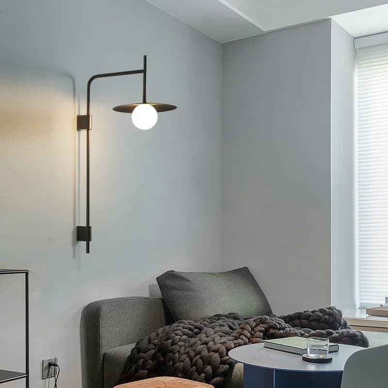 Lampada da parete moderna creativa Gea con braccio oscillante Lampada da parete in vetro grigio bianco nero per soggiorno camera da letto Lampada da parete lunga per interni domestici
