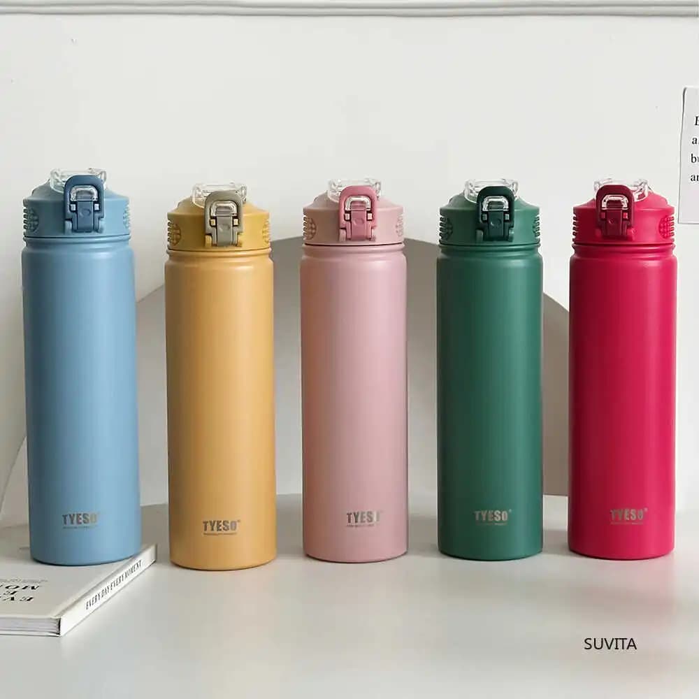 TYESO 600ML/750ML Thermos Bottiglia d'acqua con cannuccia Tazza sportiva termica per auto in acciaio inossidabile Mantiene il freddo e il calore Tazza da viaggio termica