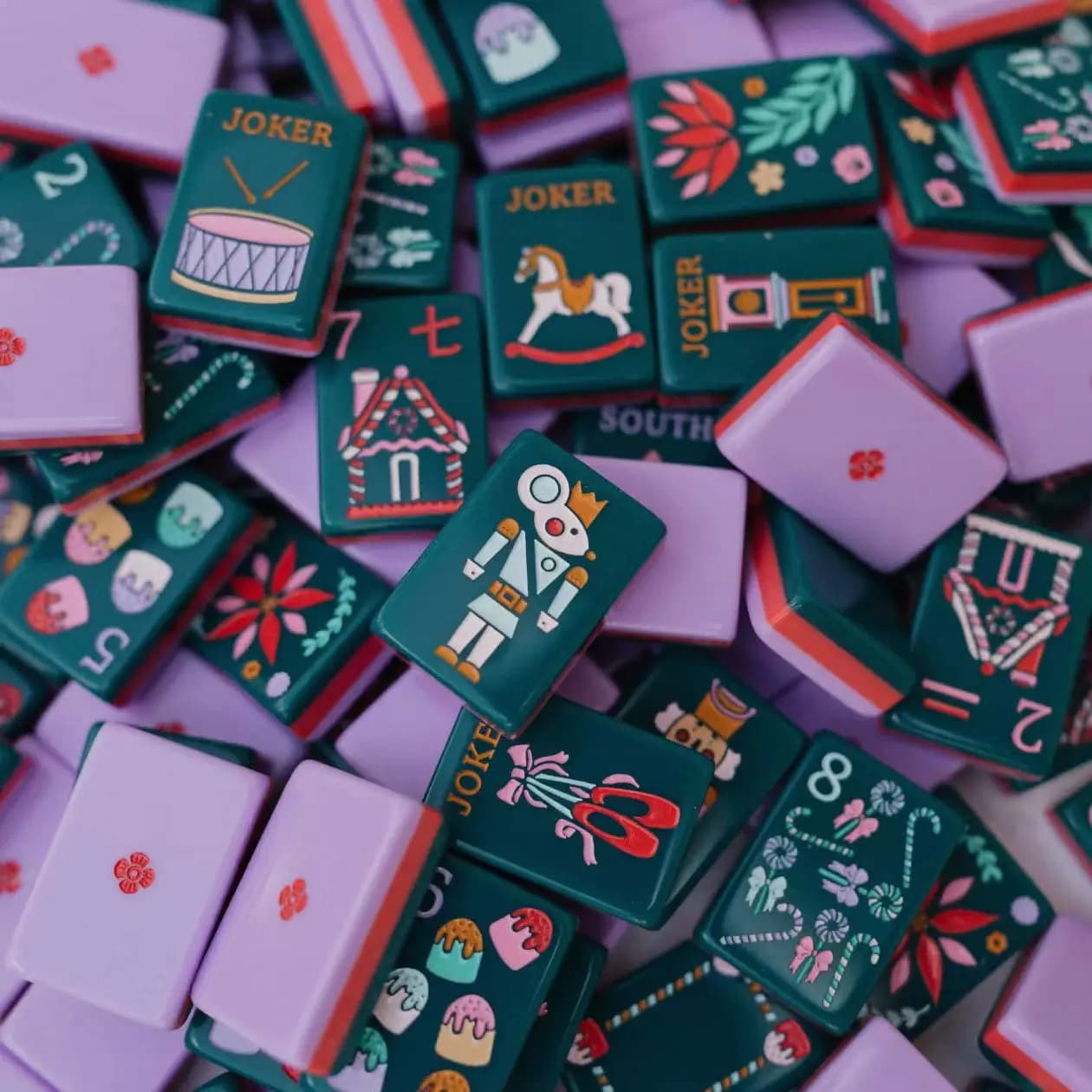 Hot Selling Luxury Purple 3 Layers Acrylic American Mahjong Tiles Set Nutcracker Fairy Tale Sculpture 160 US Mah Jongg Tiles