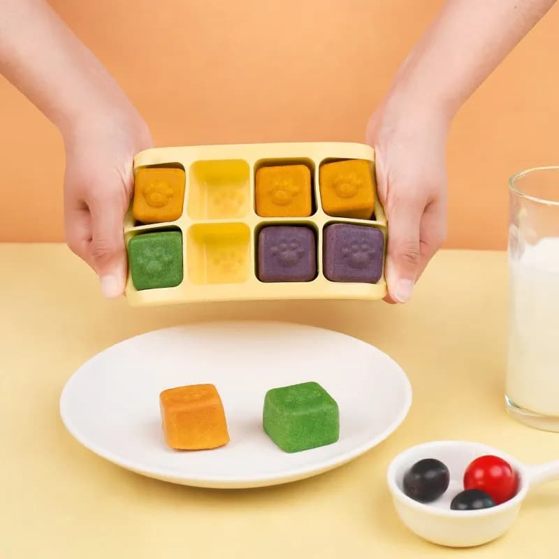 Stampo per Ghiaccio a 8 Scomparti a Forma di Zampa di Gatto in Silicone, Ideale per Gelatine, Bastoncini di Formaggio e Cioccolato