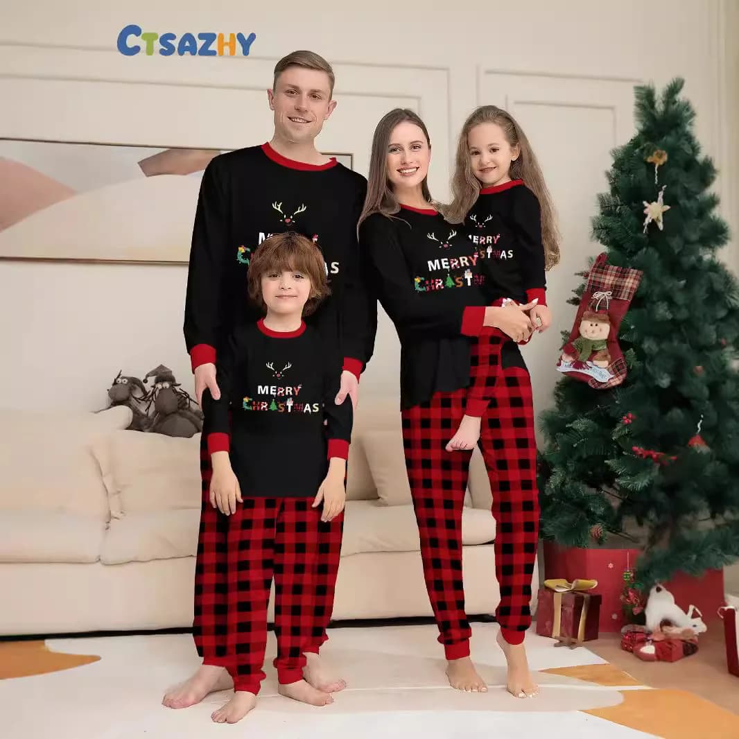 Christmas pyjamas for the family, parent-child clothing, home dress with autumn and winter Christmas letters, children's suits and dog clothes