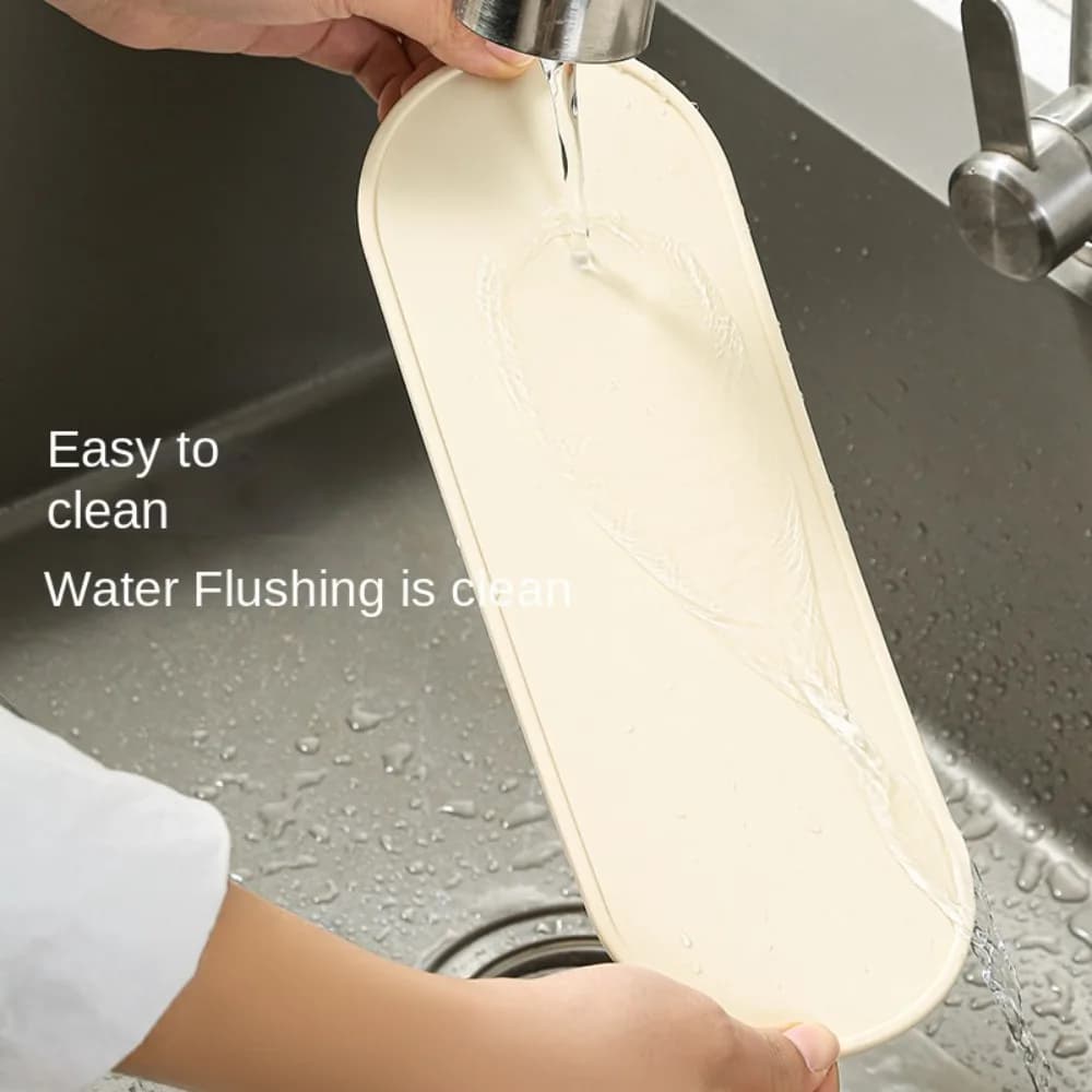 Vassoio portaoggetti riutilizzabile per bottiglie di condimento ovale Lavabile antiscivolo Piatto scolapiatti Tappetino per dispenser di sapone resistente al calore Dessert