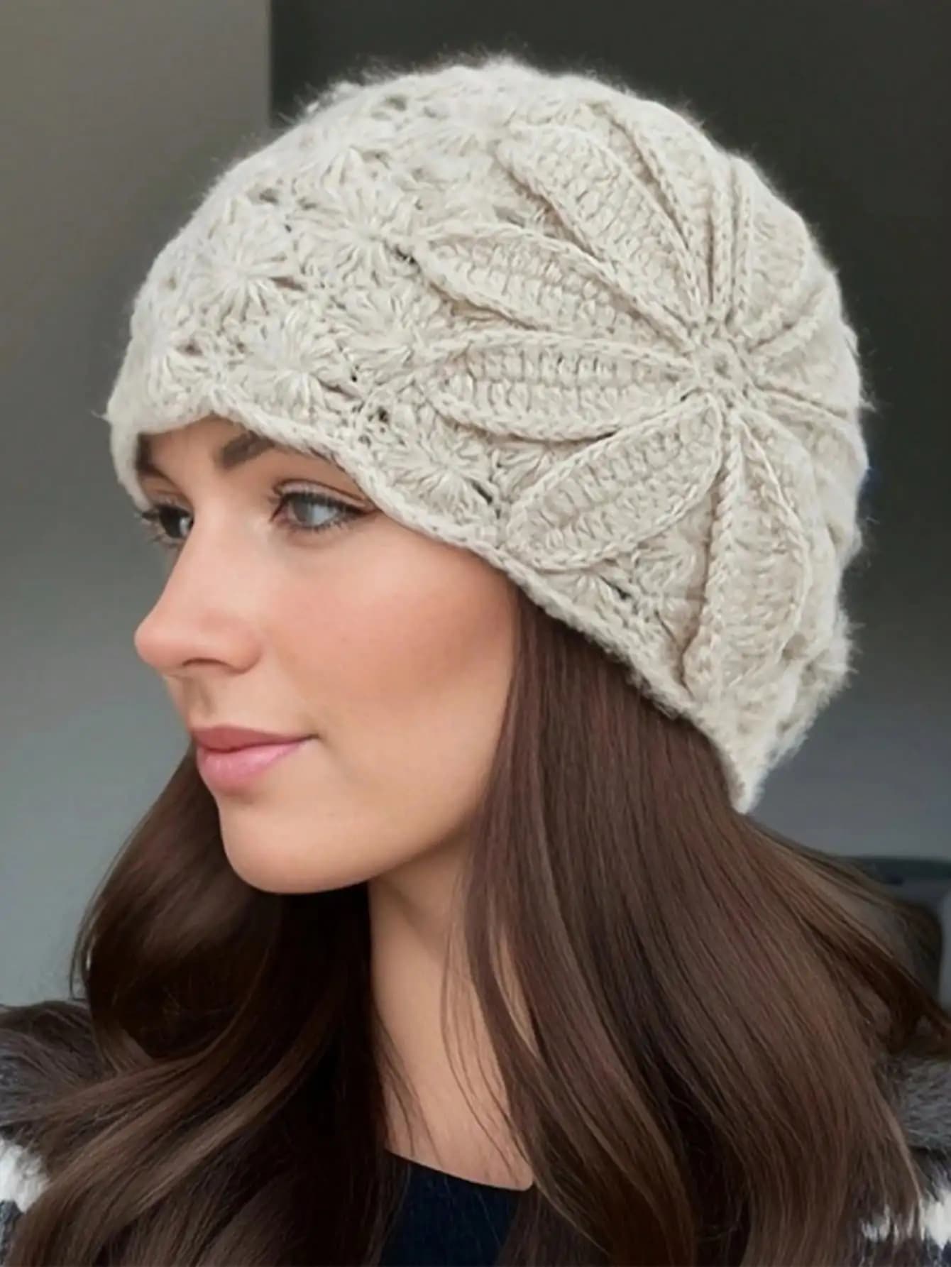 1 cappello lavorato a maglia con fiori all'uncinetto fatto a mano per donna, caldo berretto invernale