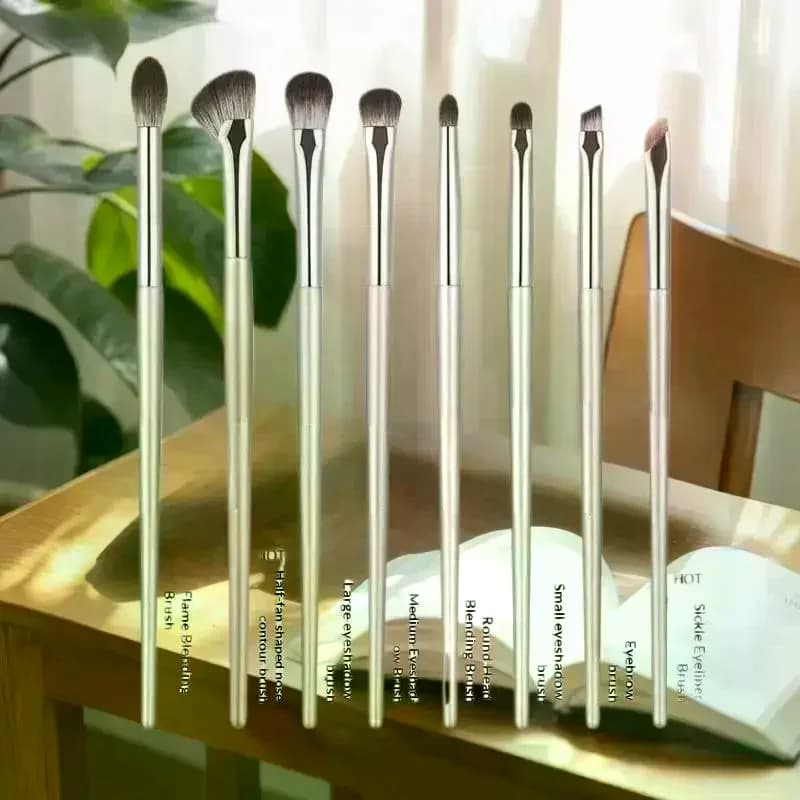 Set di pennelli per trucco occhi da 8 pezzi Pennello per ombretto per dettagli Pennello per trucco Ombretto ultra morbido Strumento per trucco eyeliner