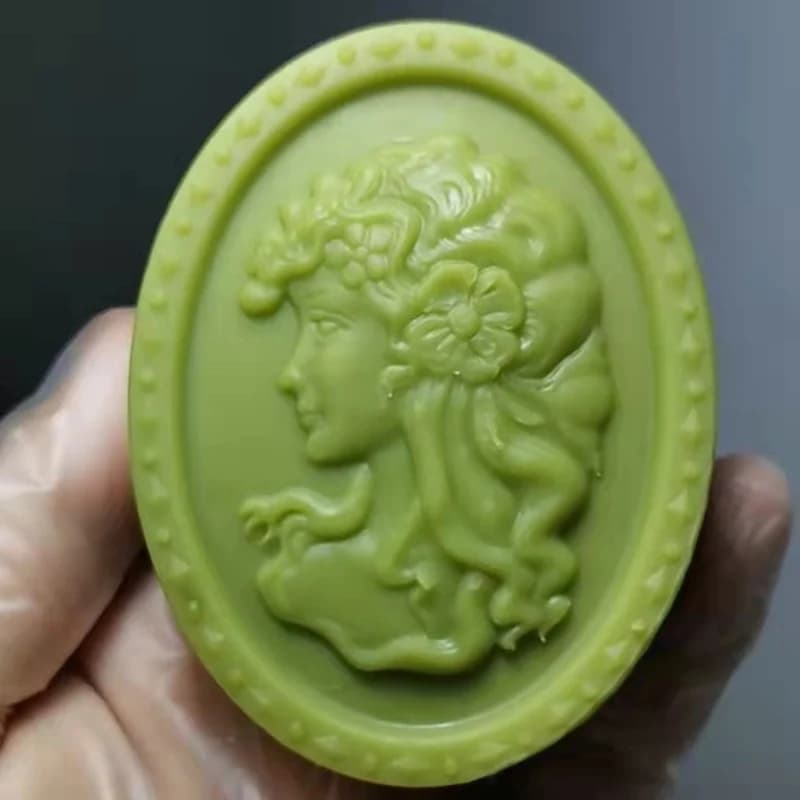 Stampo per sapone Queen per la produzione di sapone Stampi per sapone ovali Queen in silicone fai-da-te Stampi per cera per candele profumate Stampi per caramelle al cioccolato 3D