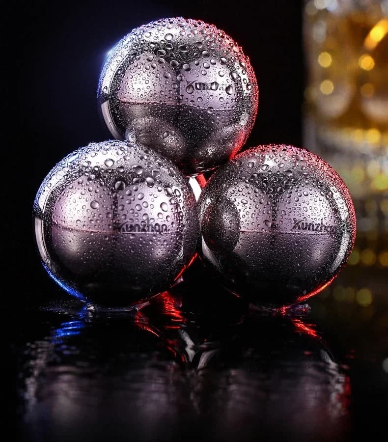 Set di stampi per palline di ghiaccio grandi per whisky - Metallo in acciaio inossidabile - Pietre di whisky refrigerate congelate - Cubetti di ghiaccio non fondenti