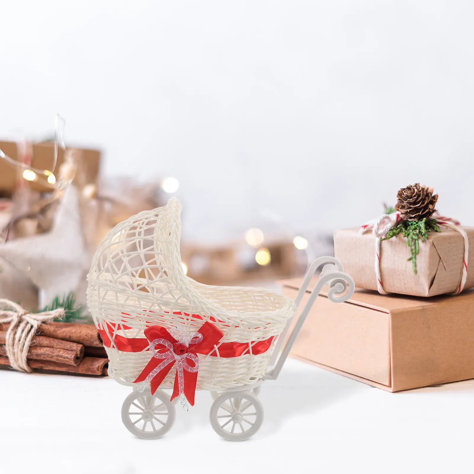 Mini Trolley Shaped Woven Flower Basket Imitation Rattan Candy Cart for Wedding Baby Shower Party Decor Chocolate Dried Fruit