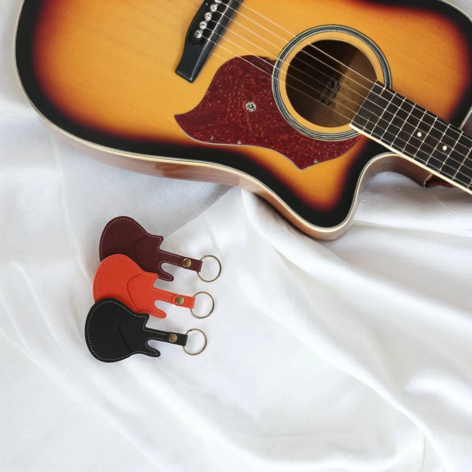 3Pcs Guitar Pick Wallet Style Holder Plectrum Organizer Keychain for Guitarists Picks Keys Access Cards Lightweight Scratch