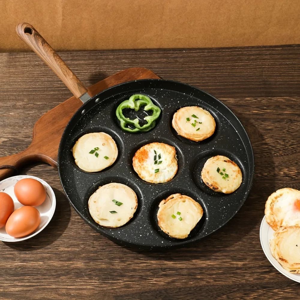 Multi-functional 4/7 Hole Egg Frying Pan Wood Grain Handle Round Breakfast Egg Pan Universal Divided Egg Cooker Burger Shop