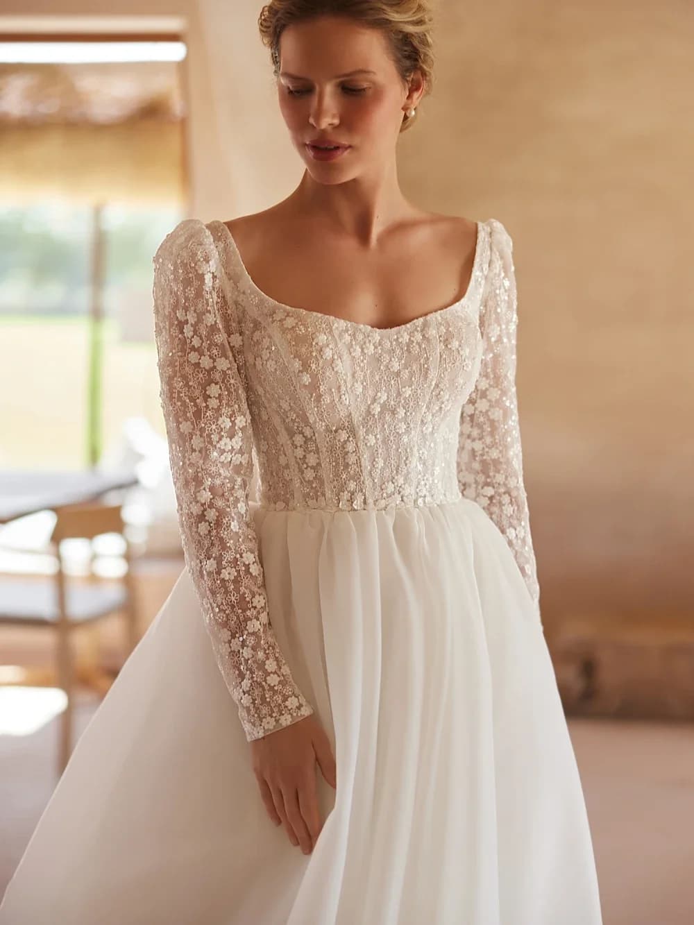Abiti da sposa eleganti personalizzati A Line per le donne Colletto quadrato con applicazioni in pizzo Abiti da sorella Novia per la sposa