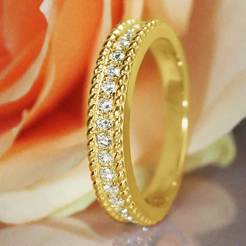 European and American luxury gold ring, delicate French style ring for woman, jewelry with glittering micro inlaid zircons