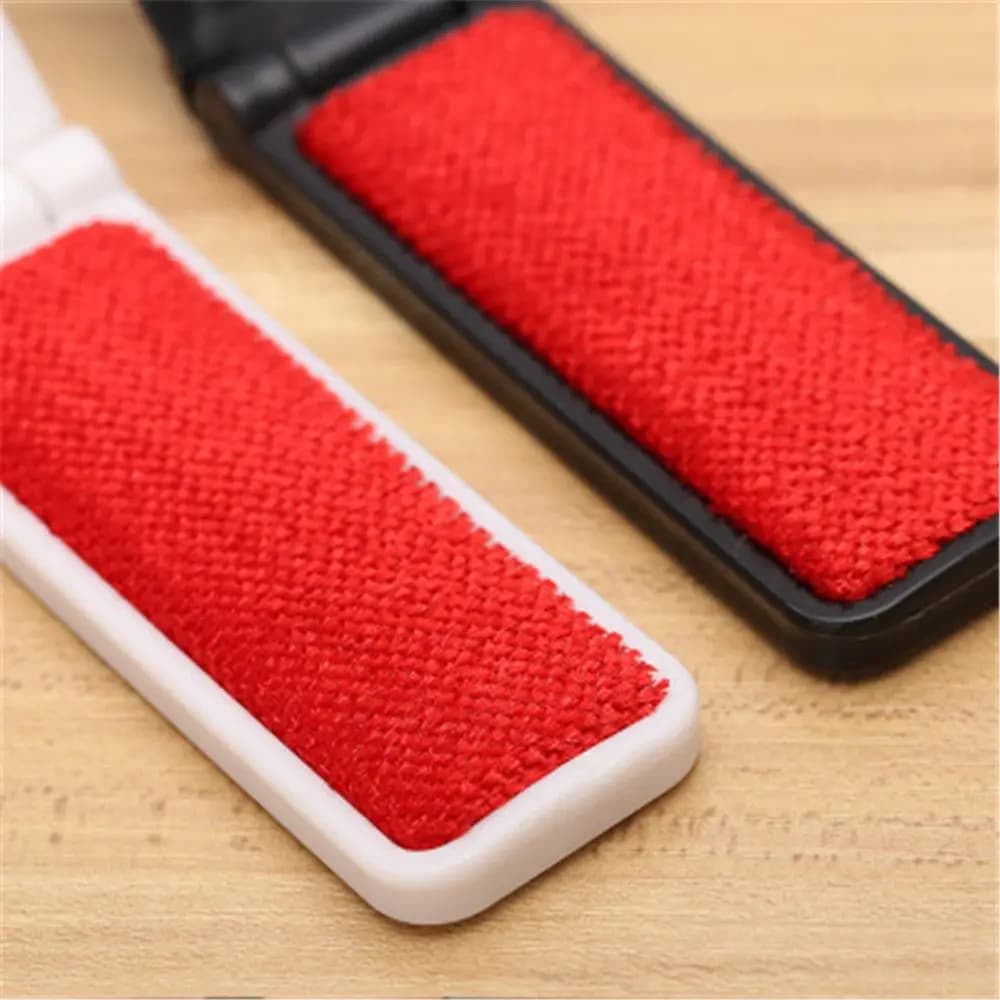 Small Portable Household Winter Coat Static Remover Electrostatic Hair Cleaner Lint Dust