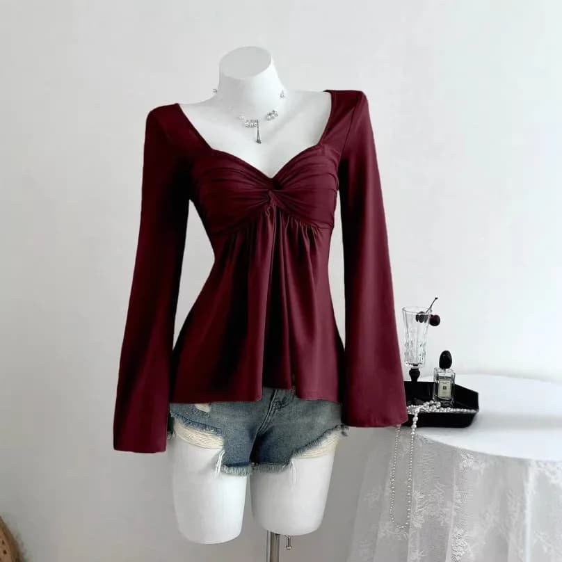 Maglia da donna alla moda, Top Primavera 2026, T-shirt sexy slim fit a maniche lunghe plissettate con scollo quadrato e dettaglio a nodo sul petto