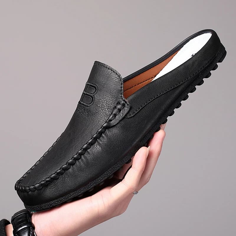 Mezze scarpe estive per uomo muli Designer uomo diapositive in pelle Semi-trascinamento scarpe Casual mocassini senza schienale pantofole scarpe da guida maschili